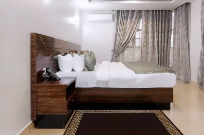 Aveon Hotel Guzape Standard Room