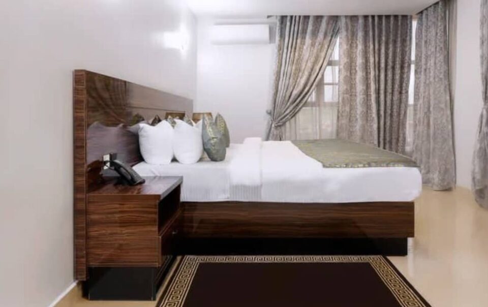 Aveon Hotel Guzape Standard Room