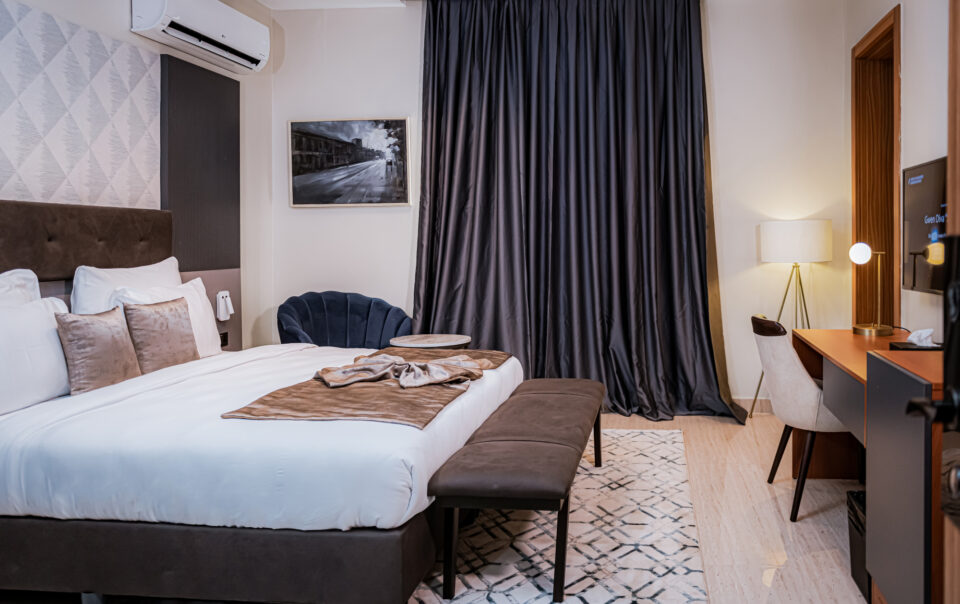 Best Hotels in Abuja Wali's Suites Wuse 2 (42)